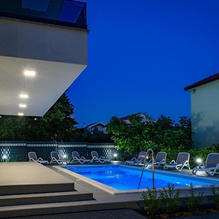 Seka Apartments With A Pool Каштела Экстерьер фото